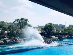 -七彩云南欢乐世界