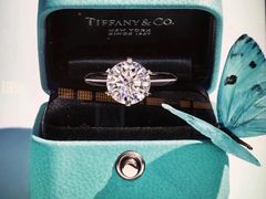 -Tiffany & Co.蒂芙尼
(广州太古汇店)