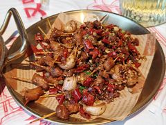 -肥肥虾庄·金牌油焖大虾(汉街SKP店)