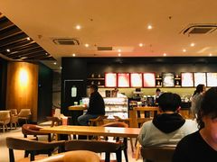-星巴克臻选(莘庄仲盛店)