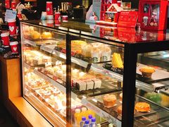 面包甜点陈列柜-星巴克(绍兴柯桥柯岩景区店)