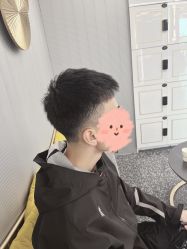 -即型男士理发工作室