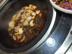 -人民公社铁锅炖·东北菜(卫国道店)