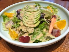 牛油果蔬菜沙拉-渔家风味·鲅鱼水饺·央视展播·海鲜天津菜(开发区店)