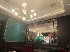 -新白鹿餐厅(爱琴海购物中心店)