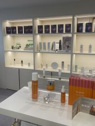 -JNK皮肤管理中心