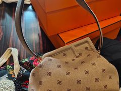 -用真奢侈品名表名包回收中心(朝阳万达店)