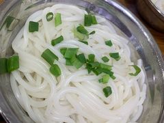 拌粉干-广达眼镜炖罐(广达店)