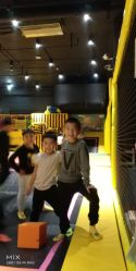 -蹦蹦跳跳(新奥购物中心店)