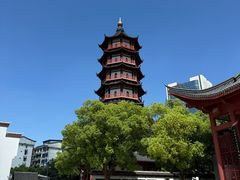 -绳金塔