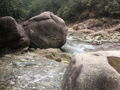 -鄣山大峡谷