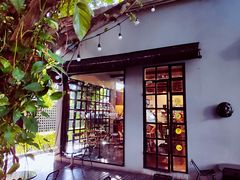-莓园冰淇淋店