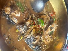 仙岛湖大鱼头泡饭-鱼乐岛餐厅·户外花园主题餐厅