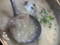 招牌猪杂粥-洞密园美食城·二十二年老店(富华路店)