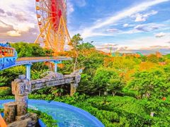 -七彩云南欢乐世界