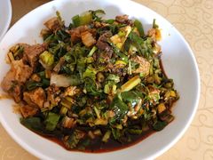 特色拌拐肉-茅屋大酒店
