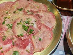 葱香牛舌-黑牛の場烤肉(摩天活力城店)