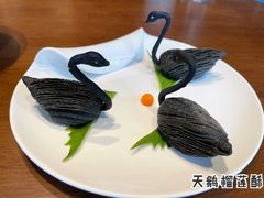 天鹅榴莲酥-索菲特酒店·乐轩华中餐厅