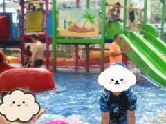 -三岔湖环球融创天堂洲际酒店水乐园