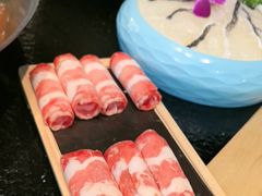 -鹿鸣山草本茶香火锅(园西路店)