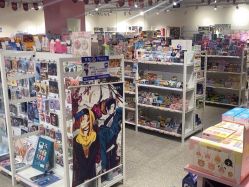 -嗨本可潮玩仓(大兴大悦春风里店)