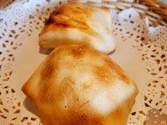 馕坑烤包子-巴扎美食·新疆菜·西域歌舞表演餐厅(新疆大厦店)