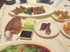 -梅利汴京烤鸭•开封豫菜地标店(东大街店)