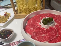 -洪氏嗨捞·猪肚鸡火锅(阳光天地店)