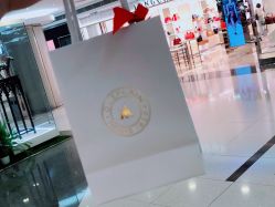 -法国娇兰精品店