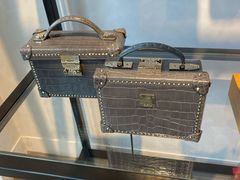 -MCM(比斯特上海购物村店)