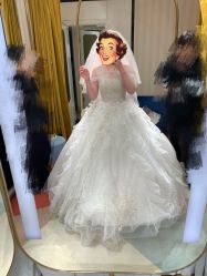 -LA GRACE高端婚纱礼服定制馆