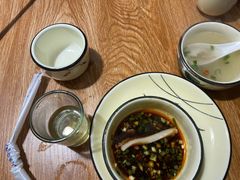 -茸梅路右拐龙虾-农家菜(松江店)