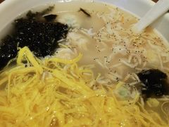 墨鱼馄饨-阿嫂馄饨