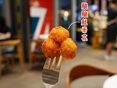 一口脆脆鱿米花-艾薯夫妇Aysh(福田星河COCOPark店)