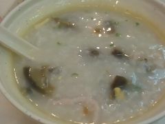 皮蛋瘦肉粥-咬不得高祖生煎·简餐(高银街店)