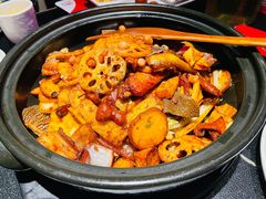 -辣尚瘾·烤鱼·新川菜(牡丹园直营店)