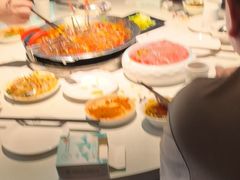 -茅草房·河畔园林火锅