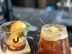 -HUG·拥抱咖啡(郑州宝龙广场店)