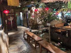 -城墙拐拐火锅(三峡广场黑金冠店)