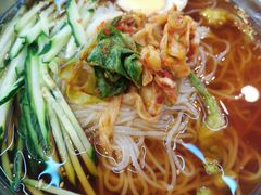 -韩风烤牛肉冷面店