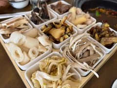 -菌乡缘·野生菌蒸汽鱼火锅(江边夜市店)