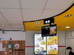 -麦当劳(玉桥中路店)