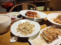 -伊喜饺子·烤鸭(五道口学院路店)