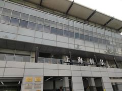 -奔驰上海利星(七宝店)