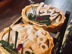 云南运过来菌类拼盘-滇釜火锅·能喝汤的火锅(车公庄店)