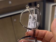 -爱视眸Eyeblling眼镜·依视路·蔡司镜片折扣店(百联南方商城购物中心)