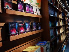 -新华书店(苍南银泰店)