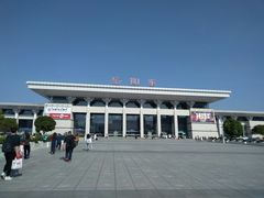 -岳阳东站