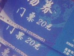 -经纬游泳馆