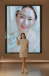 -乐派诗婚纱摄影